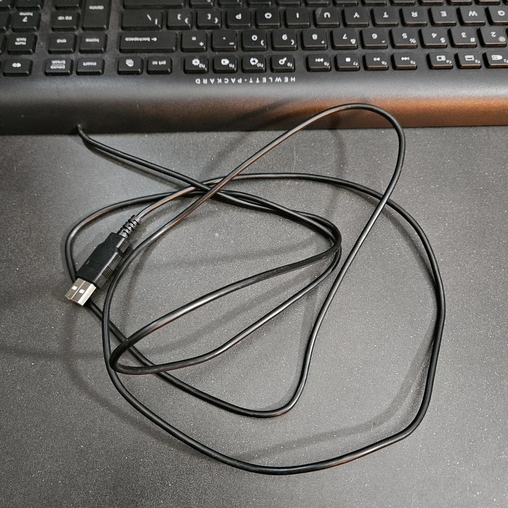 Hewlett Packard wired USB keyboard model KB71211